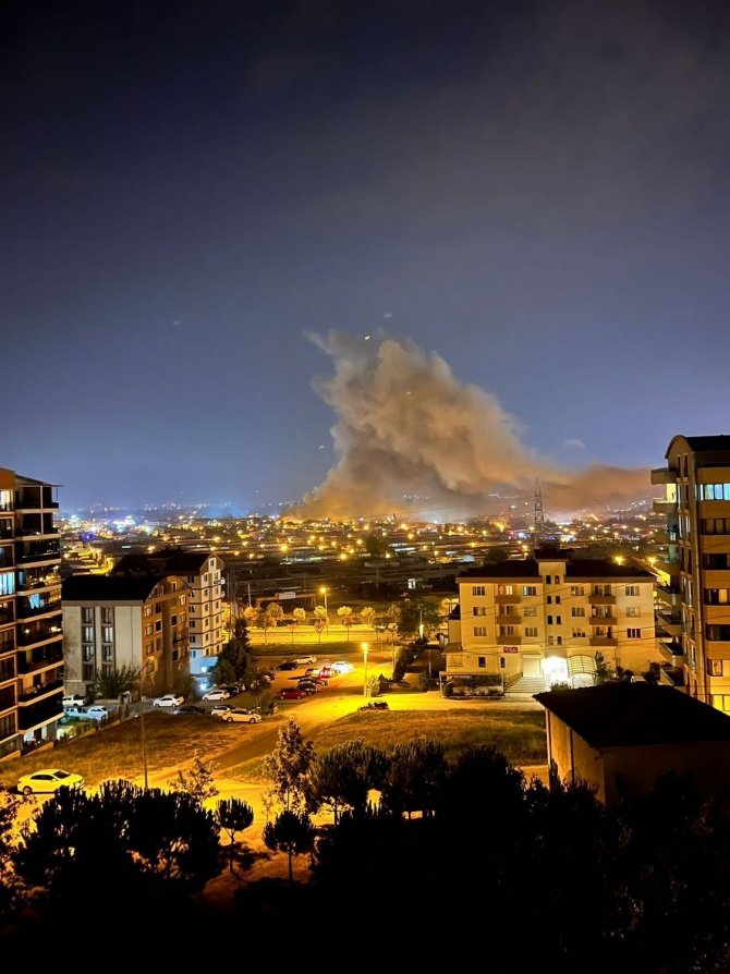 Bursa’da Kalıp Fabrikasında Korkutan Yangın