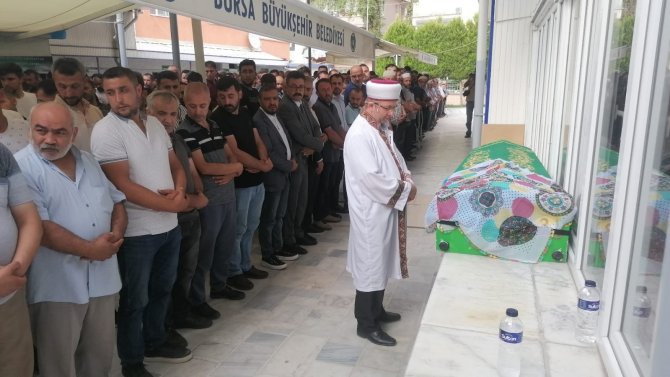 Eski Eşinin Öldürdüğü Kadın Gözyaşları Arasında Defnedildi