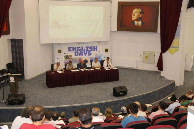 Kütahya’da İ̇lçe Eğitim Kurumu Müdürler Kurulu Toplantısı