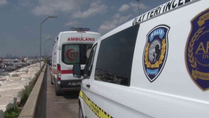 Maltepe’de Yüzmek İçin Denize Giren Genç Boğularak Hayatını Kaybetti
