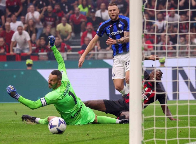 Milano Derbisinde 3 Puan Milan’ın