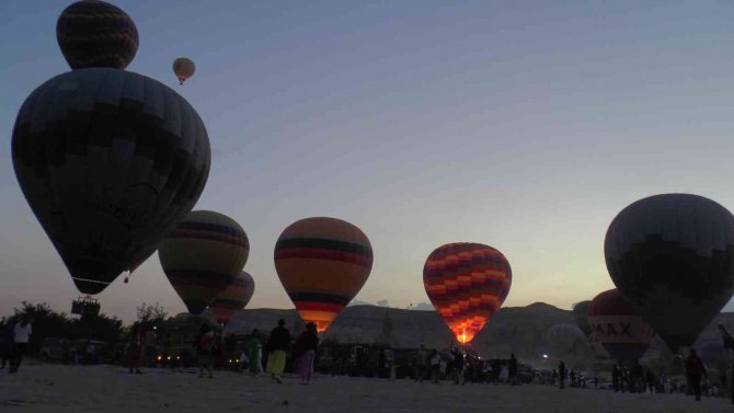 Kapadokya’da Görsel Şölene, 88 Bin 244 Kişi Tanıklık Etti