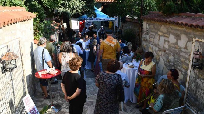 Sökeli Genç Yazar Dülger’den İmza Günü