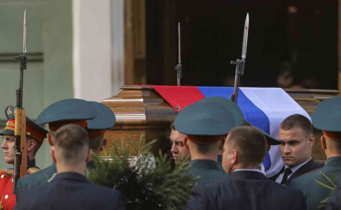 Sscb’nin Son Lideri Gorbaçov, Moskova’da Toprağa Verildi