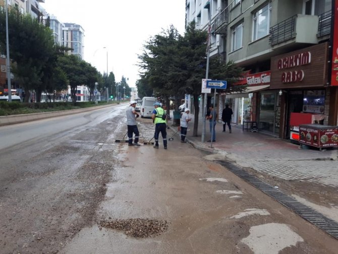 Altyapı Çalışmaları Sonrası Temizlik Çalışmaları Sürüyor