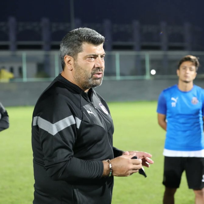 Afyonspor Hazırlıklarına Akşam Antrenmanı İle Devam Ediyor