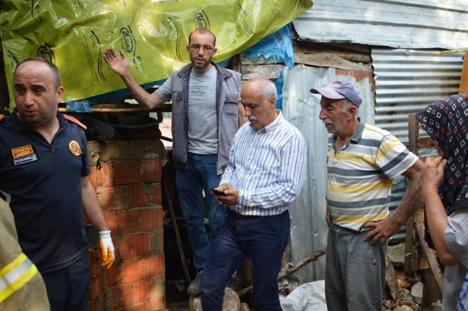 Yenişehir’de Ahşap Ev Çıkan Yangında Kül Oldu