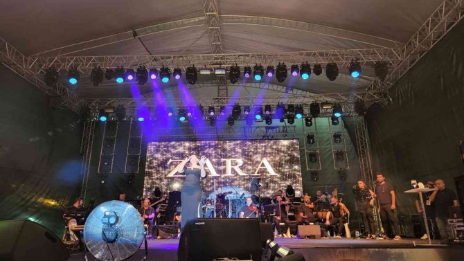 Samsun’da Zara Ve Uğur Işılak Konserleri