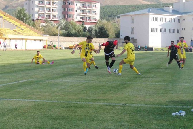 24erzincanspor Bayburt’tan 3 Puanla Döndü