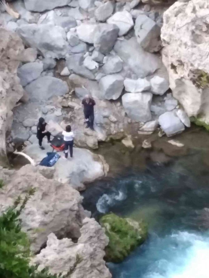 Adana’da 13 Yaşındaki Kız Çocuğu Şelalede Boğuldu