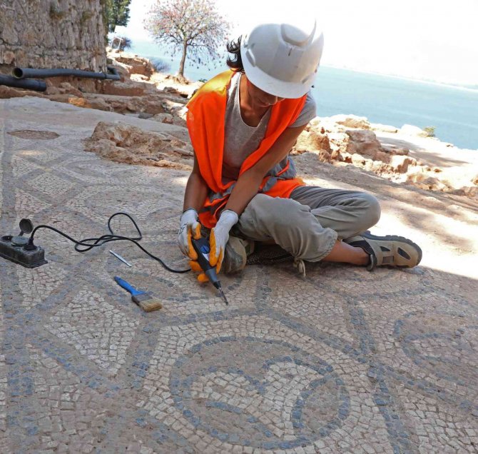 Hıdırlık Kulesi’nde Arkeolojik Kazılarda Sona Yaklaşıldı