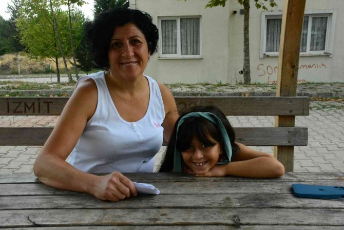 Oyunculuk Hayali, İcra Gelince Suya Düştü