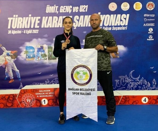 Diyarbakırlı Milli Karateci Dünya Kupası Seçmelerine Katılma Hakkı Kazandı