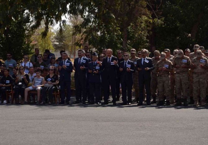 Paraşüt Kazasında Hayatını Kaybeden İki Astsubay İçin Cenaze Töreni Düzenlendi