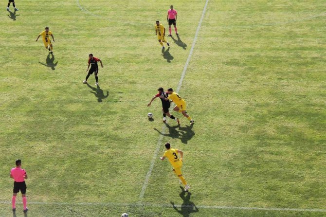 Bayburt Özel İ̇darespor Evinde 24erzincan’a 1-0 Yenildi