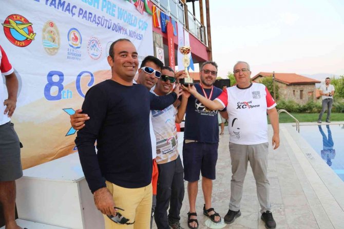 Yamaç Paraşütü Ön Dünya Kupası Xc Open Yarışları Birincileri Ödüllendirildi