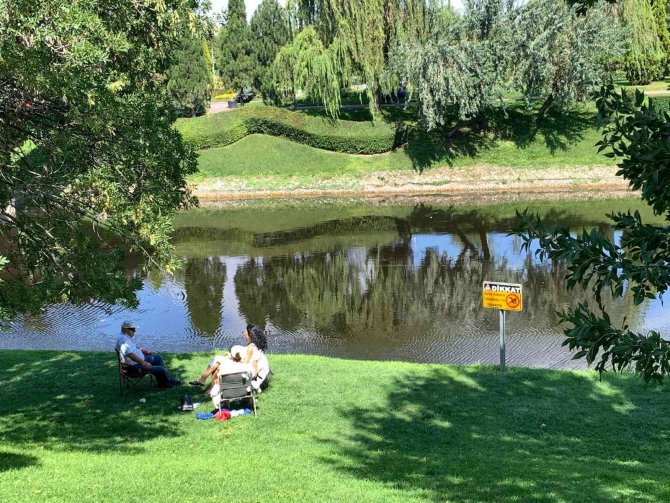 Sandalyesini Alan Kentpark’a Koştu