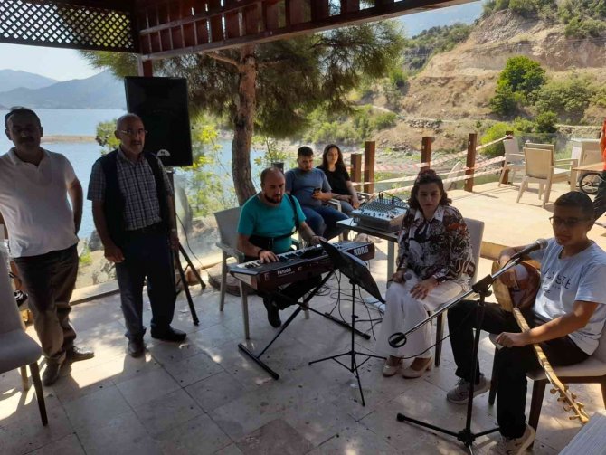 Görme Engelliler Gönüllerince Eğlendi