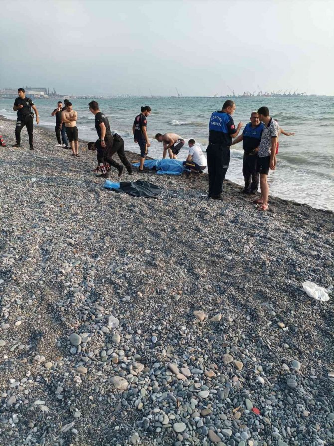 Hatay’da Denize Giren Şahıs 5 Kilometre Uzakta Ölü Olarak Bulundu