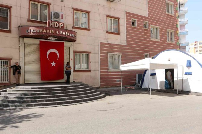 Diyarbakır Annelerinden Çocuklarına 4. Yılında “Teslim Ol” Çağrısı