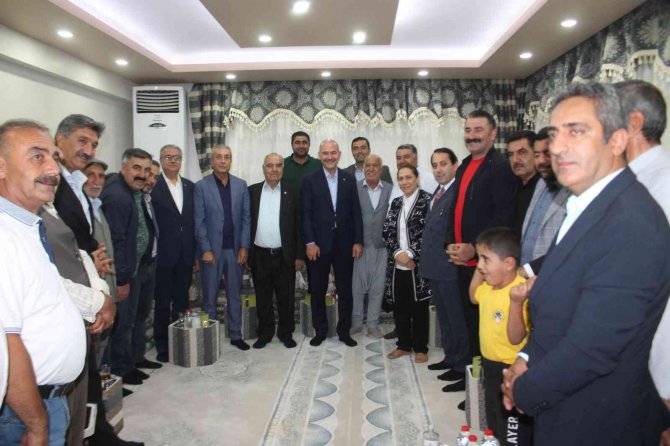 Bakan Soylu, ’Alparslan’, ’Fatih Sultan Mehmet’ Ve ’Tayyip’ İsimlerinin Olduğu Eve Ziyarette Bulundu