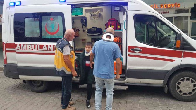 Karabük’te Devrilen Otomobildeki 2’si Çocuk 3 Kişi Yaralandı