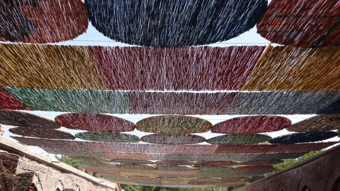 3.5 Asırlık Çarşı ’Çiçek’ Açtı