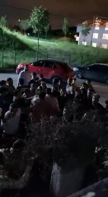 Düğünde Başlayan Kavga Sokağa Taştı, Ortalık Savaş Alanına Döndü