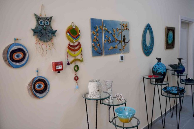 Kadınların Emeği Sanat Eserlerine Dönüşüyor