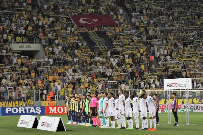 Spor Toto Süper Lig: Mke Ankaragücü: 0 - Beşiktaş: 0 (Maç Devam Ediyor)