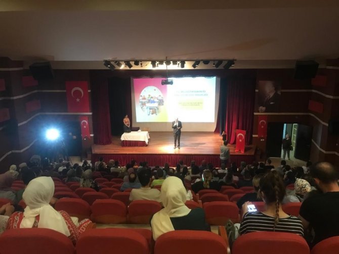 2022 - 2023 Eğitim Ve Öğretim Yılının İlk Haftasında Velilere “Uyum Süreci” Eğitimi Verildi