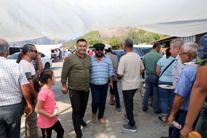 Başkan Yücel’e İ̇bradı Ve Gündoğmuş’ta Sevgi Seli