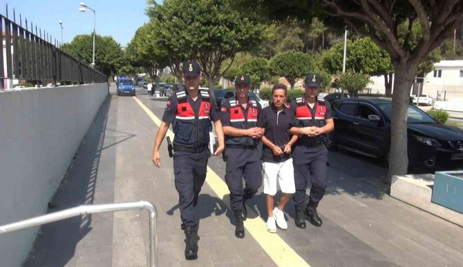 Karşısına İşyeri Açan Arkadaşını Konuşmaya Götürüp Silahla Öldürdü