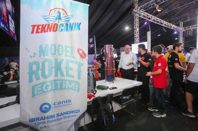 Canik Belediyesi’nin Desteklediği Roket Takımı 3. Oldu