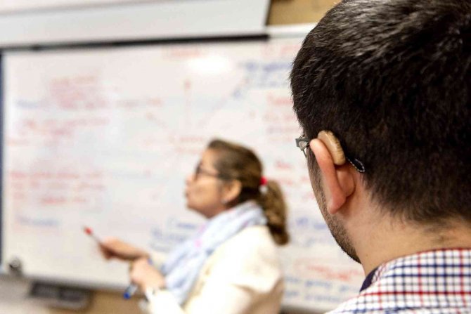 Anadolu Üniversitesi Engelliler Entegre Yüksekokulu Türkiye’de İlk Ve Tek