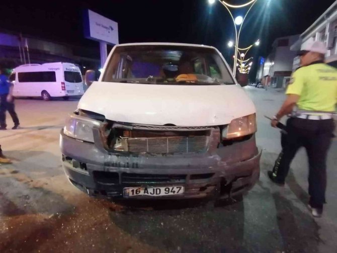 Erzincan’da Trafik Kazası: 3 Yaralı