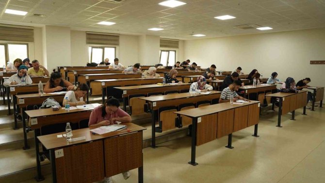 Yıldırım’da Memur Adaylarına Kpss Provası