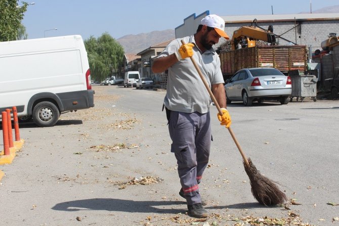 Genel Temizlik Çalışmaları Devam Ediyor