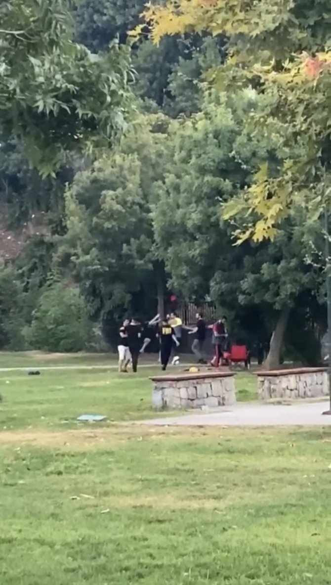 İ̇stanbul’da Tekme, Yumruk, Sopa Ve Sandalyeli Kavgalar Kamerada