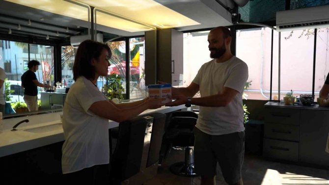 Konyaaltı Belediyesi, Berber Ve Güzellik Salonlarındaki Atık Jiletleri Dönüştürecek