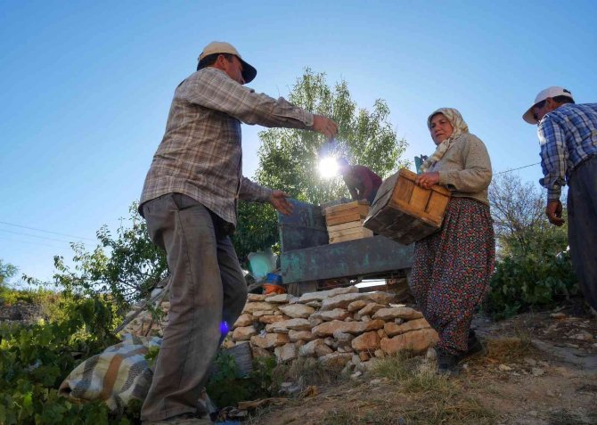 Mersin’in Köylerinde Kış Hazırlığı Başladı