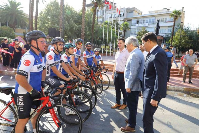 Zaferin 100. Yılında 650 Kilometre Pedal Çevirdiler