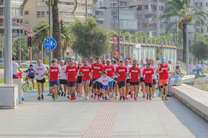Zafer Rotasında Düzenlenen İlk Ultra Maraton İ̇zmir’de Noktalandı