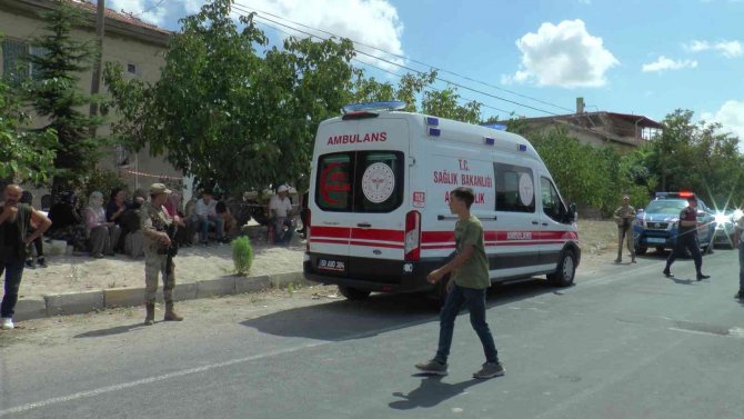 Önce Kurşunladı, Sonra Boğazını Kesti