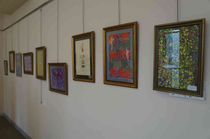 Marmaris’te ’Hayaller Ve Çizgiler’ İsimli Minyatür Resim Sergisi Akm’de Açıldı