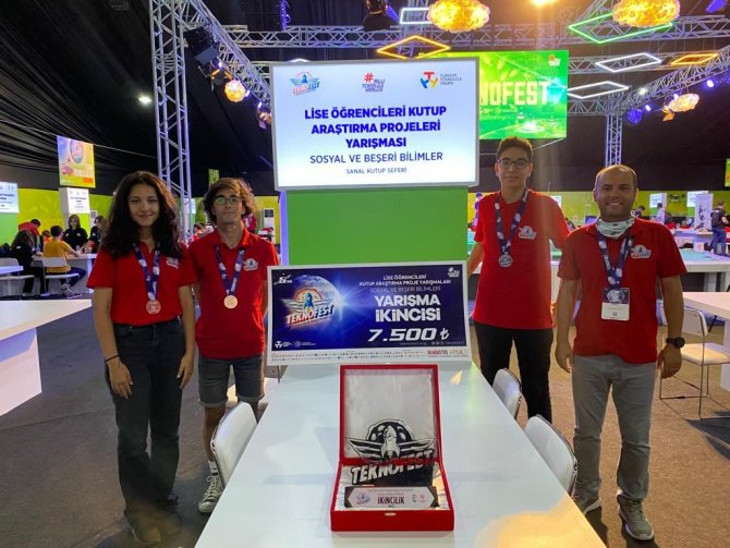 Samsun’daki Lise Ve Ortaokul Takımları Teknofest’te 9 Ödül Kazandı