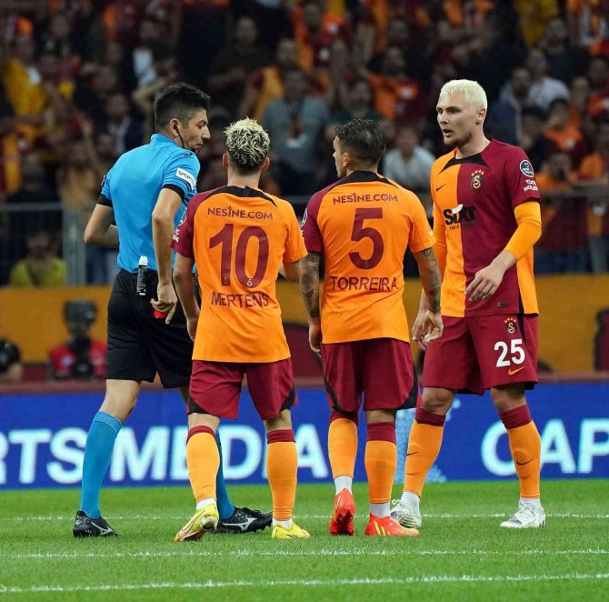 Spor Toto Süper Lig: Galatasaray: 2 - Gaziantep Fk: 1 (Maç Sonucu)