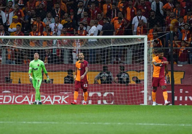 Spor Toto Süper Lig: Galatasaray: 1 - Gaziantep Fk: 1 (İ̇lk Yarı)