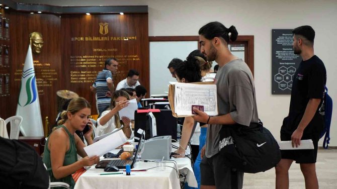 Subü Spor Bilimleri Fakültesi’ne Yoğun İlgi