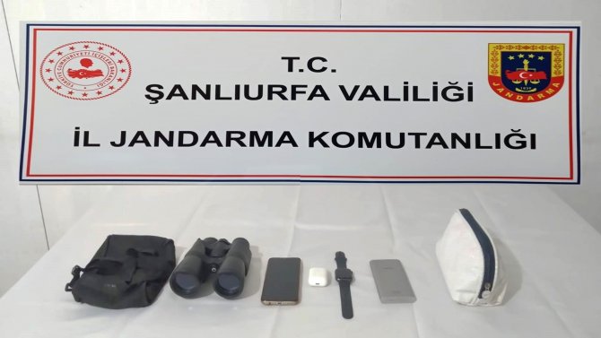 Gezginlerin Arabasından Eşya Çalan 4 Kişi Yakalandı